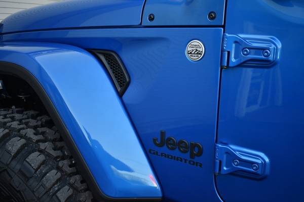 2021 Jeep Gladiator Sport S 4x4 4dr Crew Cab 5.0 ft. SB Pickup Truck... for sale in Miami, LA – photo 14