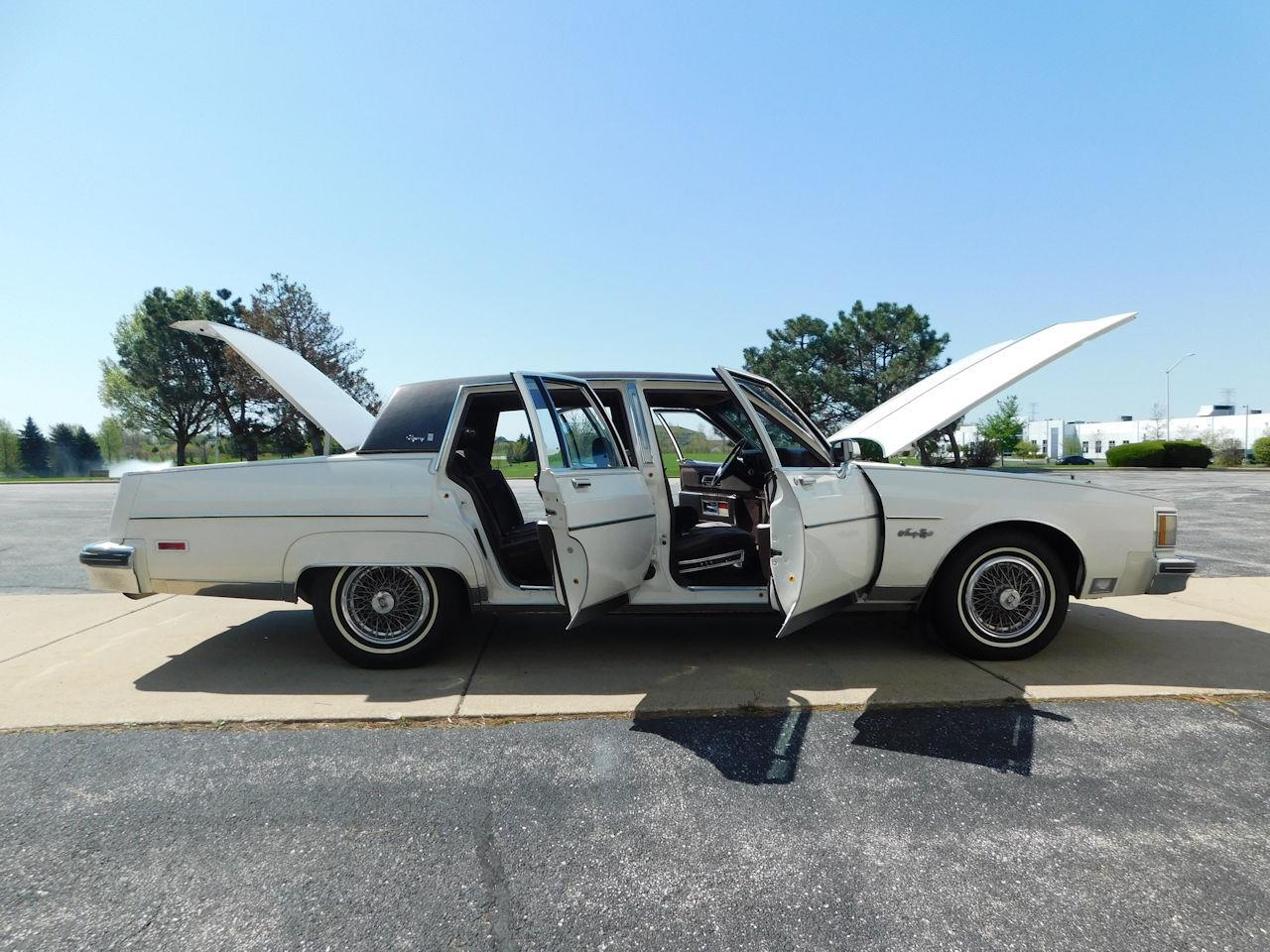 1983 Oldsmobile 98 Regency for sale in O'Fallon, IL – photo 16