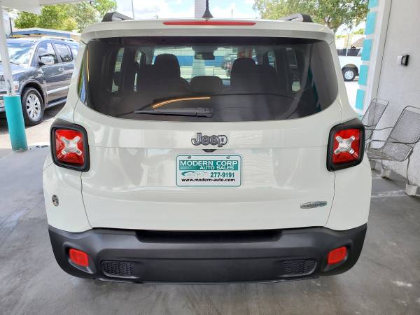 2015 Jeep Renegade Latitude 4x4 - 63k mi. - CUTE, CITY OFF-ROADER! -... for sale in Fort Myers, FL – photo 4
