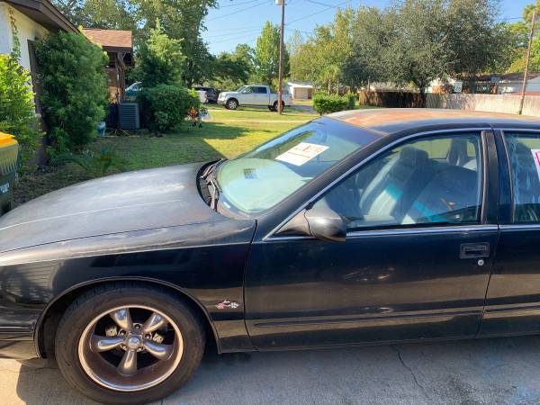 1995 Chevy impala for sale in Fort Walton Beach, FL – photo 3