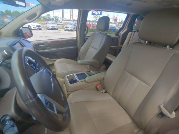 2012 CHRYSLER TOWN & COUNTRY TOURING for sale in Hobart, IN – photo 12