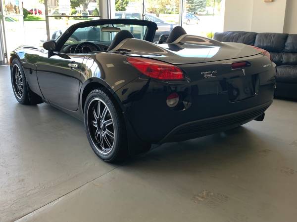 2006 Pontiac Solstice, 5 speed, leather, Warranty/Finance available for sale in Kenosha, WI – photo 7