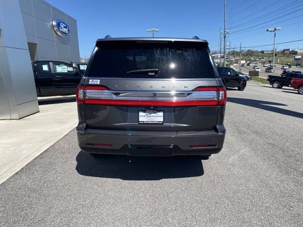 2018 Lincoln Navigator Reserve suv Magnetic Gray Metallic - cars & for sale in LaFollette, TN – photo 6