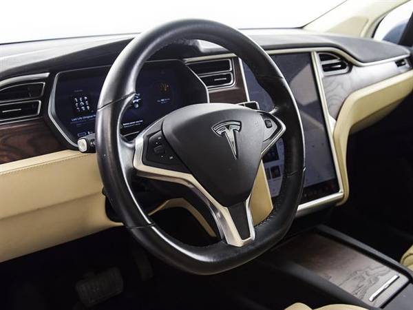2016 Tesla Model X 90D Sport Utility 4D suv Gray - FINANCE ONLINE -... for sale in Houston, TX – photo 3