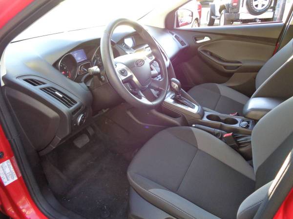 2014 Ford Focus SE Hatchback - FL Car! 36MPG! SYNC! Cruise! 36k Mi! for sale in Pinellas Park, FL – photo 17