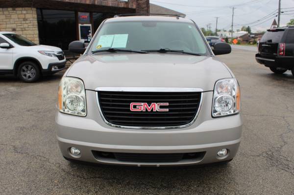 2008 GMC Yukon SLT 4WD - - by dealer - vehicle for sale in Crestwood, OH – photo 2
