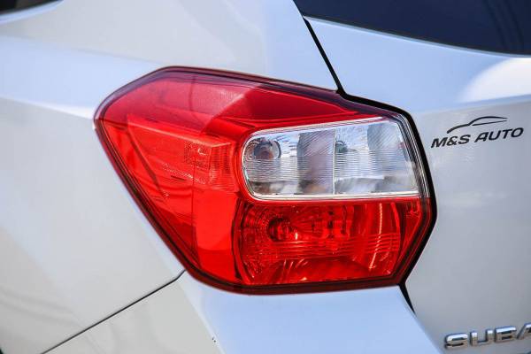 2013 Subaru XV Crosstrek Premium hatchback Satin White Pearl - cars for sale in Sacramento , CA – photo 8