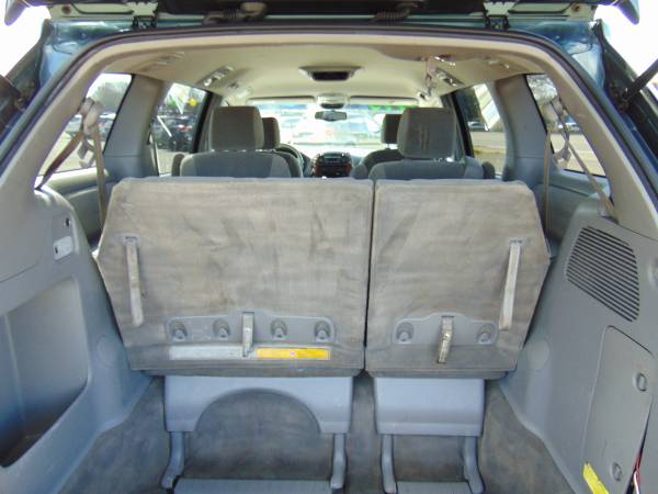 2005 TOYOTA SIENNA CE - - by dealer - vehicle for sale in Eugene, OR – photo 8