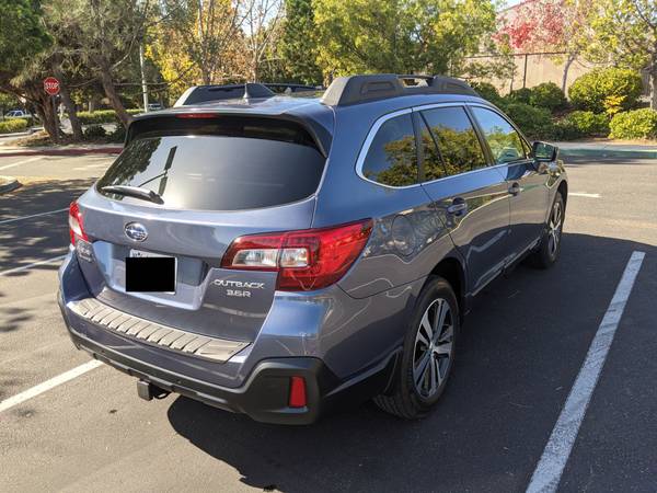 Subaru Outback 3.6R Limited 2018 - cars & trucks - by owner -... for sale in Del Mar, CA – photo 8