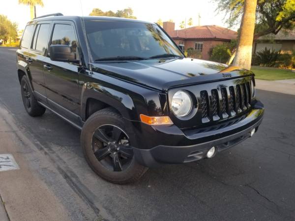 2013 Jeep patriot low milage clean title for sale in Chandler, AZ – photo 5