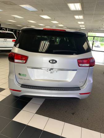 2016 KIA SEDONA WAGON LX - - by dealer - vehicle for sale in Louisville, KY – photo 4