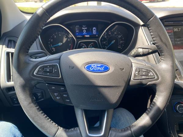 2015 Ford Focus Titanium Hatchback for sale in Lincoln Park, MI – photo 9