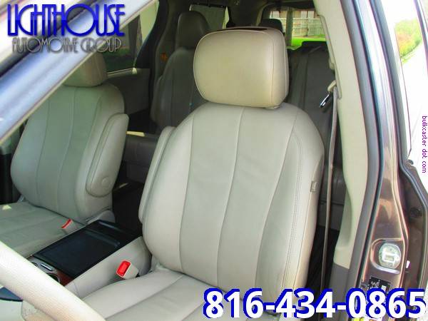TOYOTA SIENNA XLE, only 72k miles! - - by dealer for sale in Lees Summit, MO – photo 13