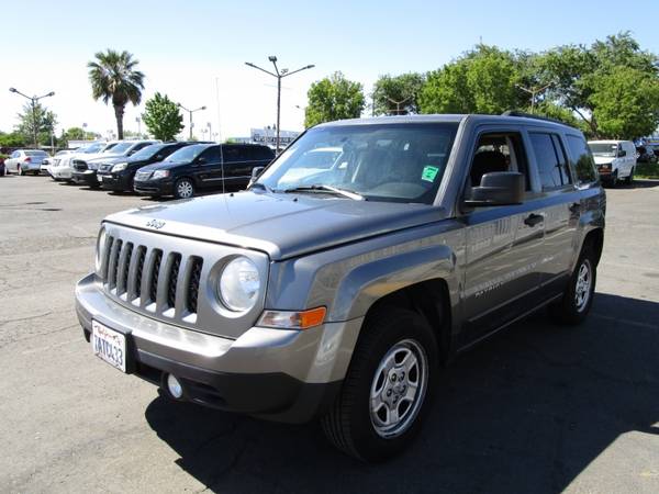 2014 Jeep PATRIOT - 4X4 - NEW TIRES - SMOGGED - AC BLOWS ICE COLD for sale in Sacramento , CA – photo 2