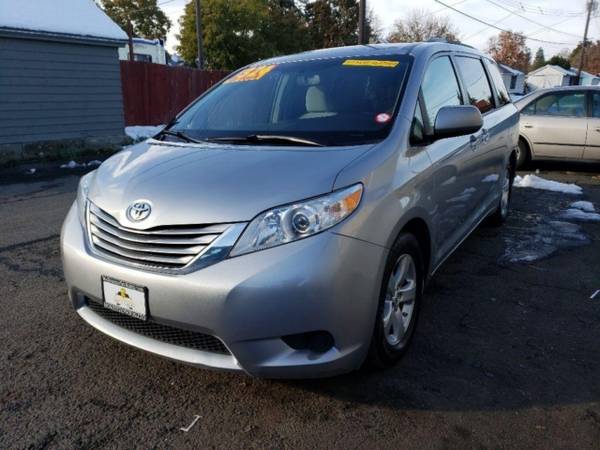 2017 Toyota Sienna LE - cars & trucks - by dealer - vehicle... for sale in Spokane, ID – photo 3