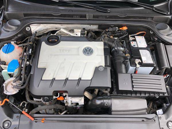 2011 Volkswagen Jetta Sedan 4dr DSG TDI - 100s of Positive for sale in Baltimore, MD – photo 10