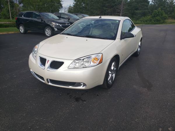 White Diamond 2009 Pontiac G6 GT Convertible Only 31, 000 Miles! for sale in Bad Axe, MI – photo 3