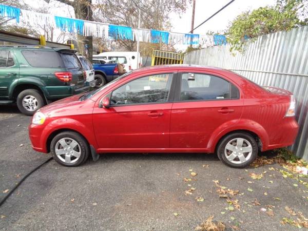 2010 Chevrolet Chevy Aveo 4dr Sdn LT w/1LT Great CARFAX! $47 Per... for sale in Elmont, NY – photo 2