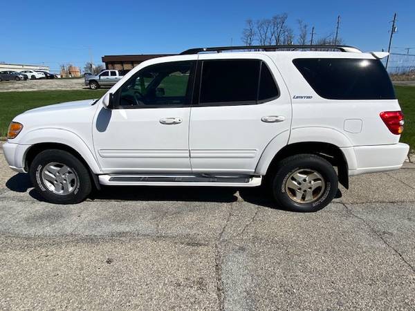 2002 Toyota Sequoia Limited - - by dealer - vehicle for sale in Dayton, OH – photo 2