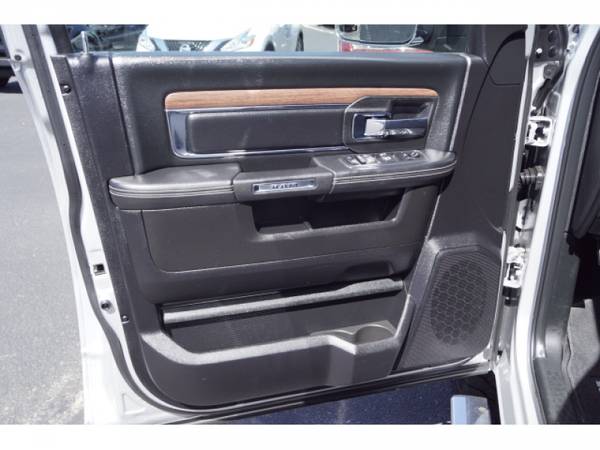 2018 Dodge Ram 2500 LARAMIE 4X4 MEGA CAB 64 4x4 Passenger for sale in Glendale, AZ – photo 19