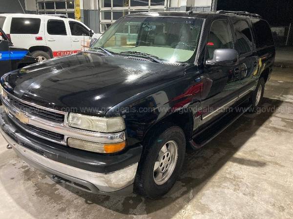 130 2003 Chevy Suburban 1500 4WD 130 - - by dealer for sale in Charleston, SC – photo 2