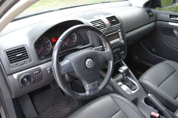 2009 Volkswagen Jetta Wolfsburg Edition PZEV for sale in Knoxville, TN – photo 17