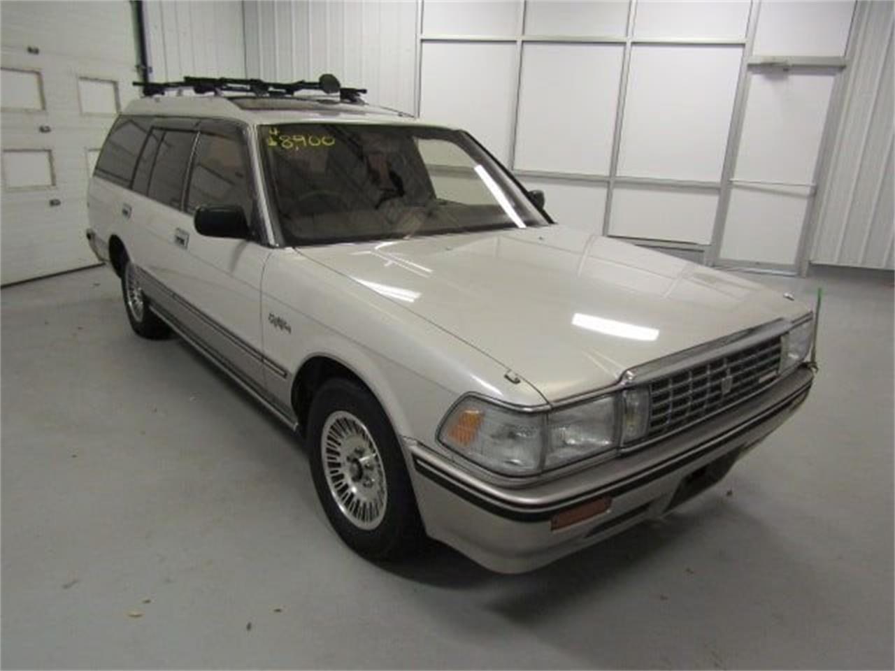 1989 Toyota Crown for sale in Christiansburg, VA – photo 2