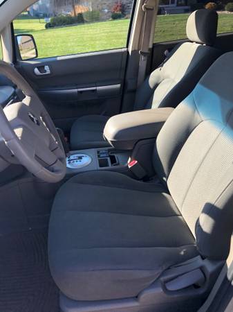 2006 Mitsubishi Endeavor (OBO) - cars & trucks - by owner - vehicle... for sale in Crown Point, IL – photo 9