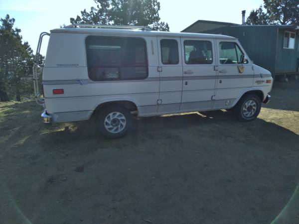 1994 Chevy G20 Conversion van for sale in Klamath Falls, OR – photo 3