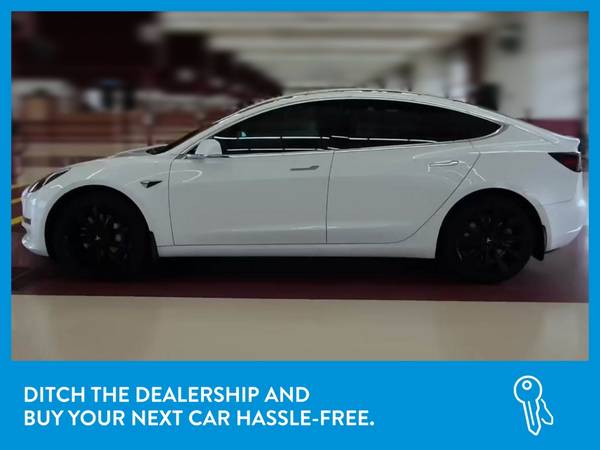 2019 Tesla Model 3 Standard Range Plus Sedan 4D sedan White for sale in La Crosse, WI – photo 4