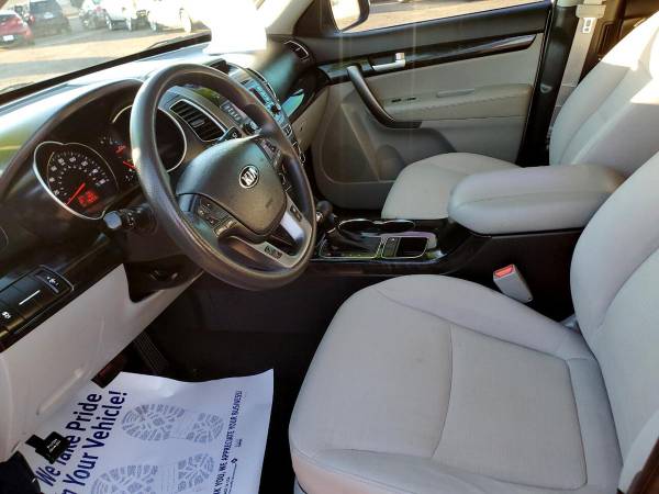 2015 Kia Sorento 2WD 4dr I4 LX FREE CARFAX ON EVERY VEHICLE - cars & for sale in Glendale, AZ – photo 5