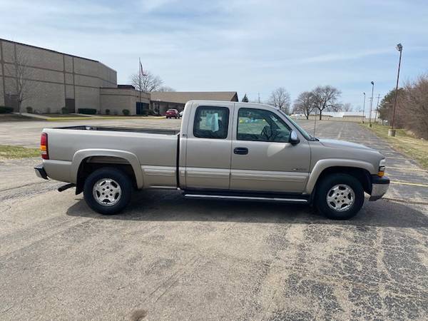 2002 Chevrolet Silverado 1500 LS Extended Cab 4x4 2 OWNERS NO for sale in Grand Blanc, MI – photo 4