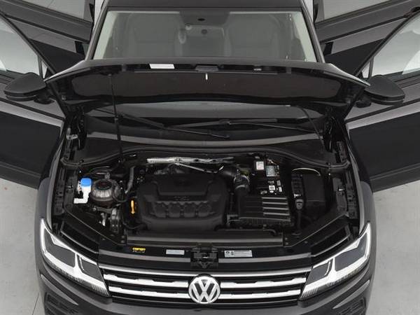 2018 VW Volkswagen Tiguan 2.0T S Sport Utility 4D suv Black - FINANCE for sale in Atlanta, TN – photo 4