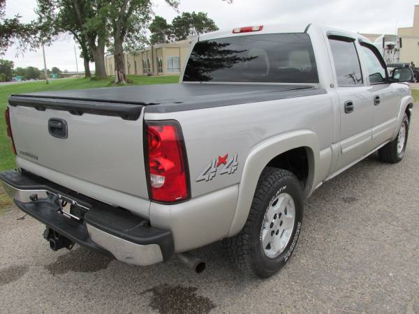 2006 Chevy Silverado LT 4X4 Crew-Cab (Clean!)WE FINANCE! for sale in Shakopee, MN – photo 4