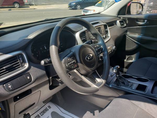 2017 Kia Sorento LX V6 AWD - Drive today from 495 down plus tax! for sale in Philadelphia, PA – photo 20