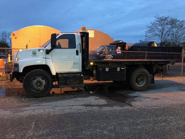 2006 GMC C7500 14 FOOT STAKE BODY FLATBED VERY LOW MIL - cars & for sale in Massapequa, PA – photo 20