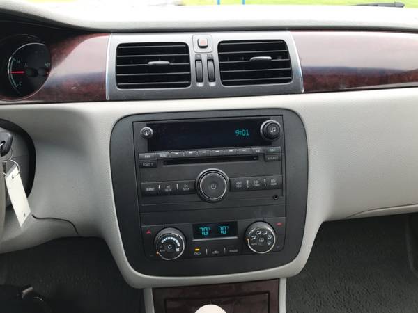 2010 Buick Lucerne CXL for sale in Shippensburg, PA – photo 13