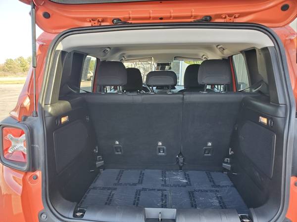 2015 Jeep Renegade for sale in Wisconsin Rapids, WI – photo 9