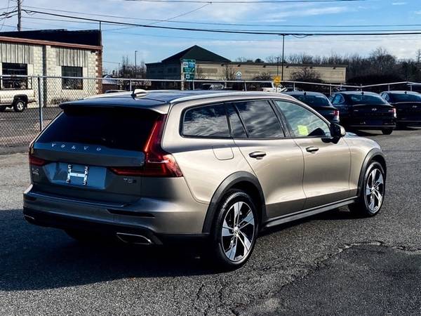 2020 Volvo V60 Cross Country T5 hatchback - - by for sale in Mendon, MA – photo 12