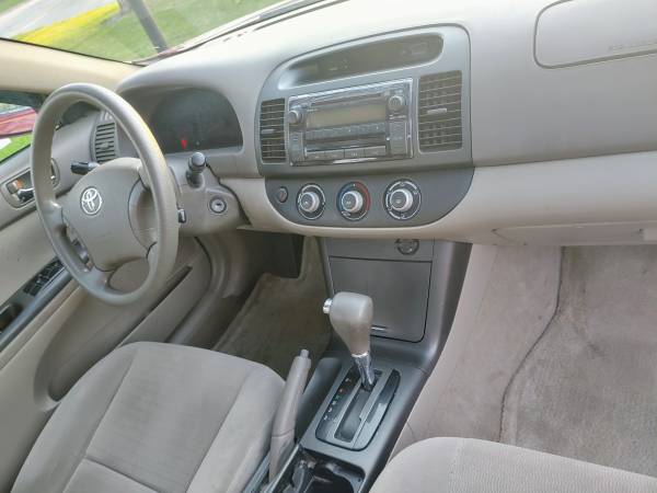 SOLD 2006 Toyota Camry LE With Moonroof - - by for sale in Elgin, IL – photo 6