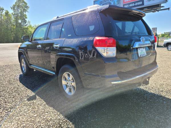 2013 Toyota 4 Runner Limited 4 0 v6 4x4 - - by dealer for sale in Junction City, OR – photo 5