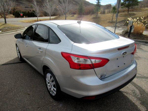 2013 Ford Focus 4dr Sdn SE - - by dealer - vehicle for sale in Castle Rock, CO – photo 5