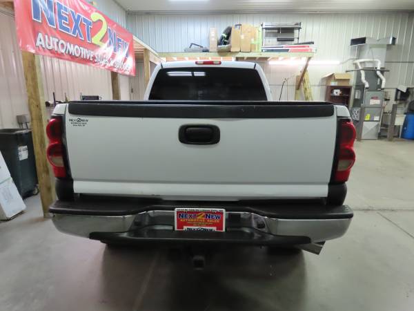 2006 CHEVY SILVERADO 2500HD - cars & trucks - by dealer - vehicle... for sale in Sioux Falls, SD – photo 4
