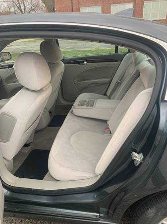 2011 Buick Lucern CXL - cars & trucks - by owner - vehicle... for sale in Chicago, IL – photo 7