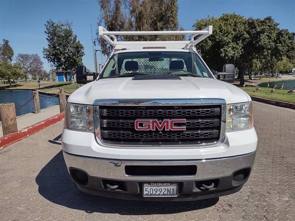 2014 GMC 3500 Service truck, One owner, 6 0L, Hvy duty ladder rack! for sale in Santa Ana, CA – photo 3