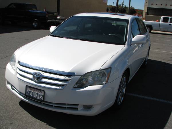 2005 Toyota Avalon XLS 4dr - - by dealer - vehicle for sale in El Cajon, CA – photo 9