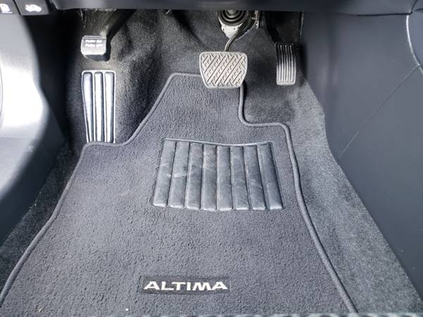 2018 *Nissan* *Altima* 2.5 SV sedan Gun Metallic for sale in Salinas, CA – photo 19