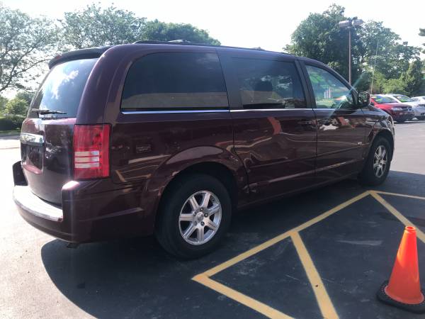 2008 Chrysler Town & Country Touring **4,950** for sale in Fort Wayne, IN – photo 4