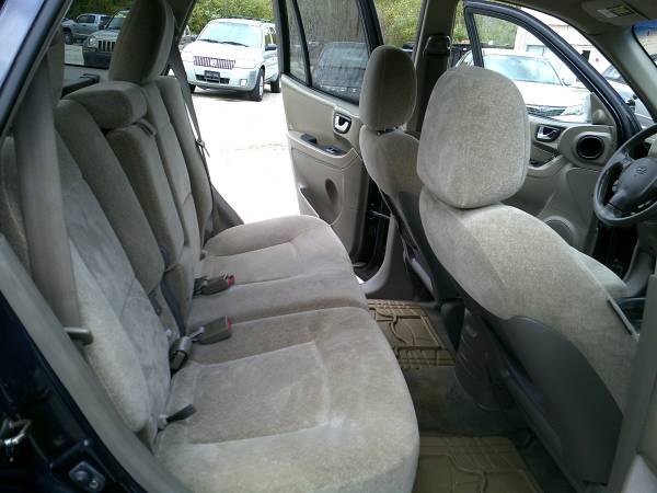 Hyundai Santa Fe GLS Clean SUV 91K Miles **1 Year Warranty** - cars... for sale in hampstead, RI – photo 15