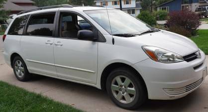 2005 Toyota Sienna Van - cars & trucks - by owner - vehicle... for sale in Rapid City, SD – photo 2